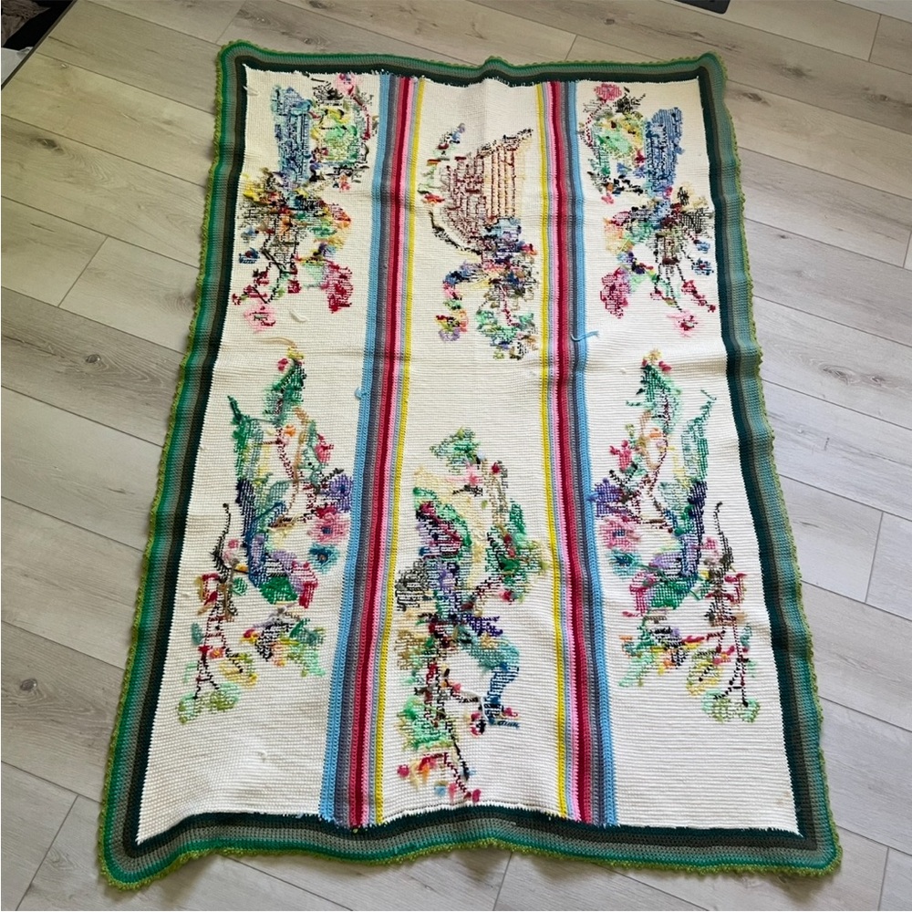 VINTAGE Peacock Bird Handmade Needlepoint Crochet Throw Blanket Afghan - Picture 11 of 11